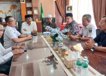 Tinjau UPT Embarkasi Haji Padang, Irsyad Syafar Minta Layanan Dioptimalkan