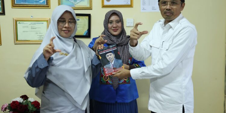 Sekretaris DPRD Sumbar Apresiasi SMA N 3 Painan Duta KIP