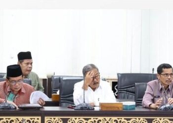 Wakil Ketua DPRD Sumbar Irsyad Safar Pimpin Rapat Bamus Masa Persidangan Ketiga 2023/2024