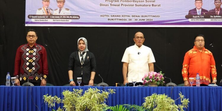 Ketua DPRD Sumbar Ingatkan Orang Tua Jangan Ikut Kecanduan Judi Online