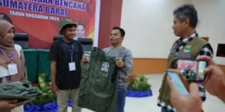 Hidayat Gelontorkan Pokir dengan Beri Pelatihan Terhadap Relawan Bencana