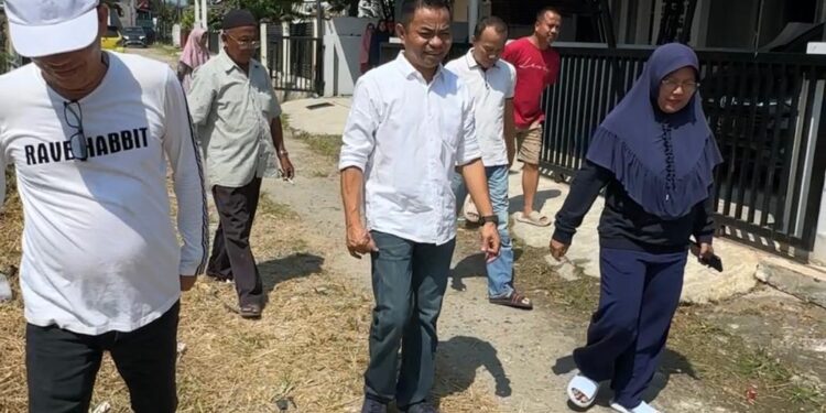 Tindaklanjuti Aspirasi Warga, Jalan Batavia Dadok Tunggul Hitam Dibangun dengan Pokir Hidayat