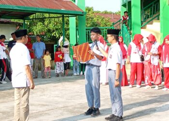 Anggota DPRD Sumbar Hidayat jadi Inspektur Upacara HUT RI ke-79 di Sawahan Timur