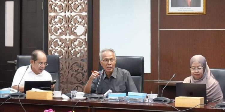 Tim Ahli DPRD Bahas Tentang Optimalisasi Peran Perempuan dalam Pembangunan