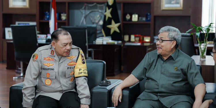 Silaturahmi dengan Kapolda, DPRD Sumbar Bahas Sistem Keamanan Berbasis Masyarakat