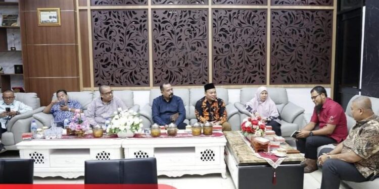 DPRD Sumbar Terima Kunjungan DPRD Kota Binjai
