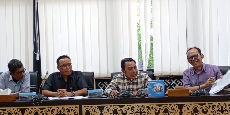 DPRD Sumbar Terima Kunjungan Pansus DPRD Batubara