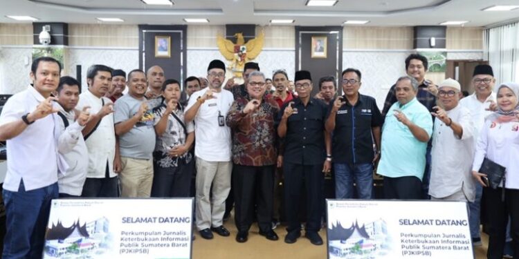 Ketua DPRD Sumbar : Keterbukaan Informasi Publik Pondasi Wujudkan Pemerintahan yang Baik