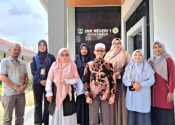 Dalam Rangka Reses, Irsyad Syafar Kunjungi SMK 1 Payakumbuh