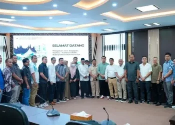 Tim Pakar DPRD Sumbar Terima Kunjungan Pimpinan dan Anggota DPRD Dharmasraya
