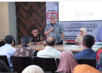 Ketua DPRD Sumbar Sosper Ketahanan Keluarga, Warga Jati Padang Timur Antusias