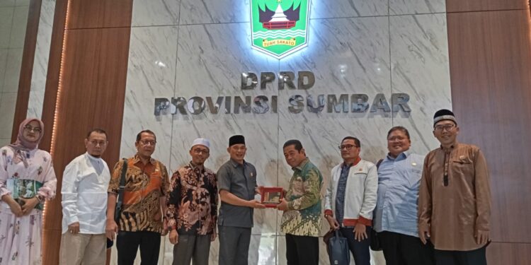 Aspirasi Daerah Disuarakan DPRD DKI Jakarta Soal Efisiensi Anggaran di DPR RI