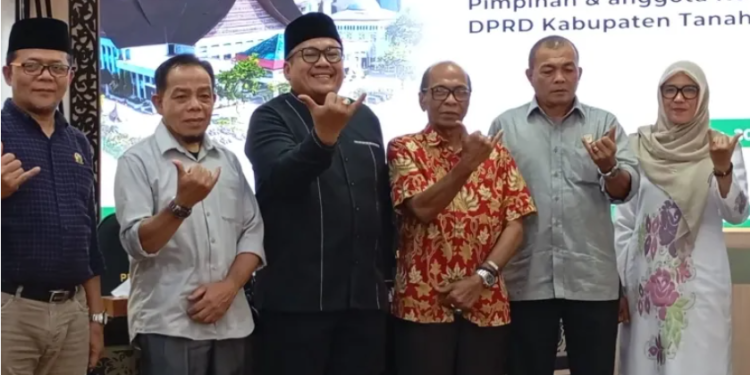 Komisi III DPRD Tanah Datar Bahas Pembenahan Danau Singkarak ke DPRD Sumbar