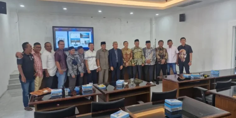 IKSB ke DPRD Sumbar Mohon Dukungan Pembangunan Pesantren El Sunuri