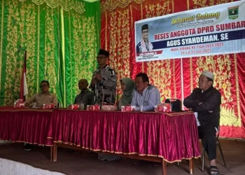 Anggota DPRD Sumbar Agus Syahdeman Reses di Nagari Sirukam