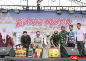 Dinas Kebudayaan Sumbar dan Anggota DPRD Sumbar Ade Putra Gelar Festival Rang Mudo Tali Tigo Sapilin