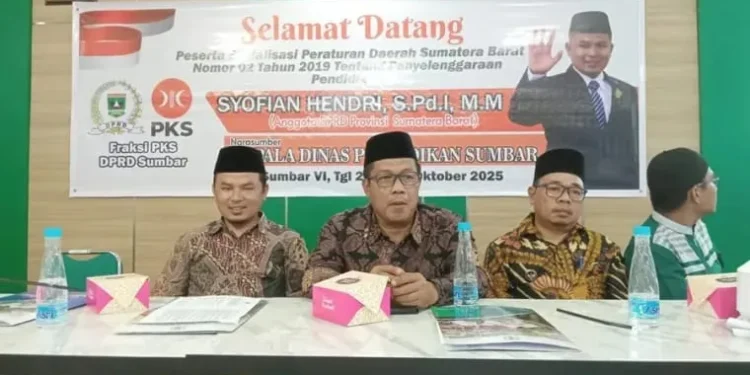 Anggota DPRD Sumbar Syofian Hendri Sosialisasi Perda Penyelenggaraan Pendidikan 
